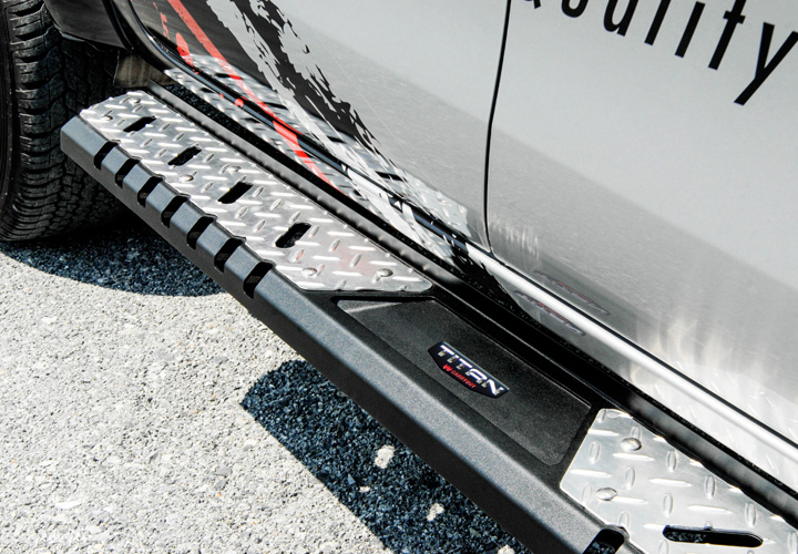 Nerf Bars & Side Step Bars