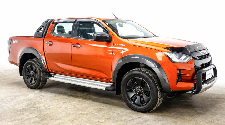 Roll Bar Steel & Brake Lamp — Isuzu D-Max